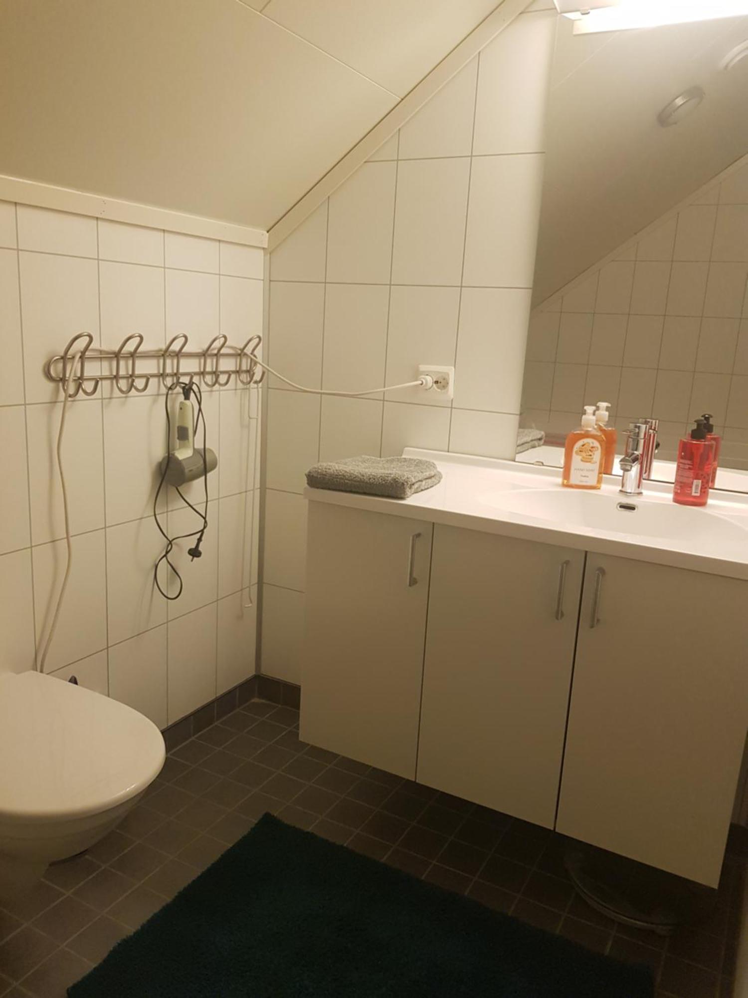 2 Bedrooms Apartment In Sommaroy Island Тромсе Номер фото