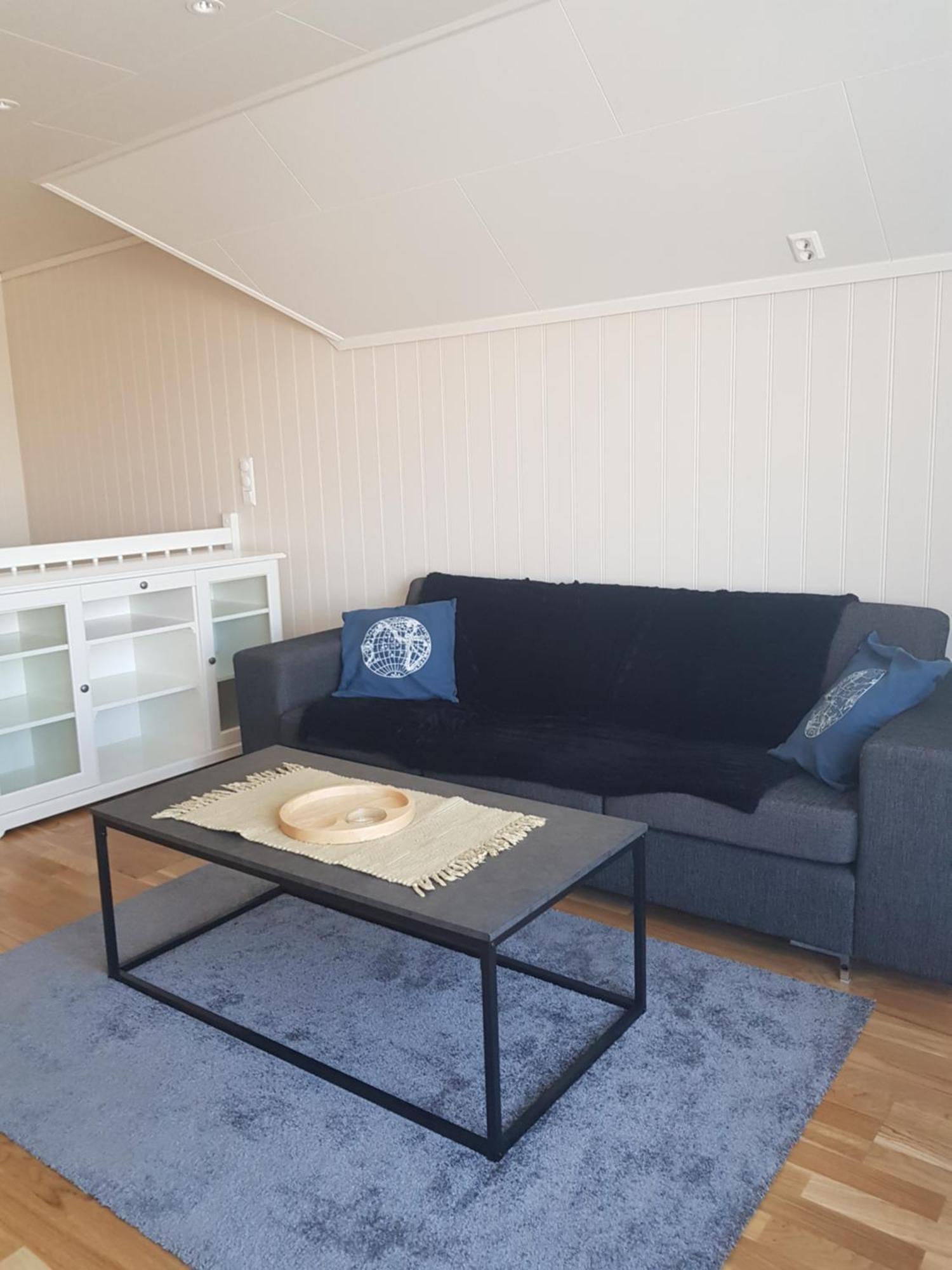 2 Bedrooms Apartment In Sommaroy Island Тромсе Номер фото